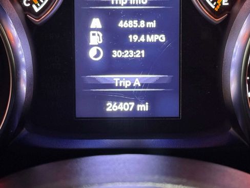 Used 2022 Jeep Wrangler Unlimited Sport image 19