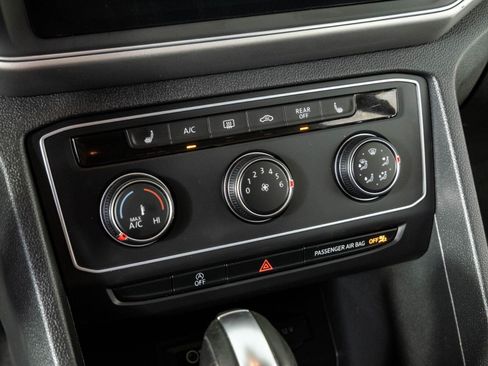 Used 2018 Volkswagen Atlas SE FWD image 14