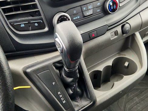 Used 2024 Ford Transit 250 T-250 130 Low Rf 9070 GVWR RW w/ Exterior Upgrade Package image 15