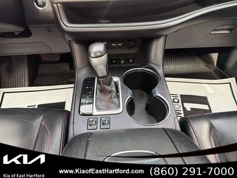 Used 2019 Toyota Highlander SE AWD/4WD image 26