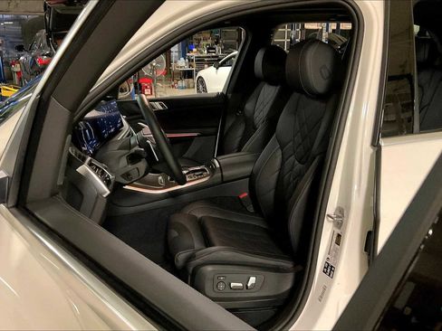 Used 2025 BMW X5 xDrive40i image 7
