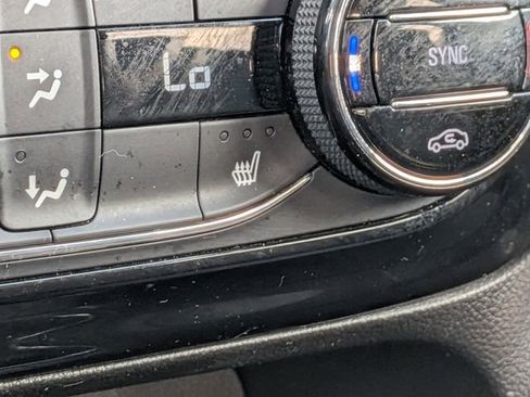 Used 2023 Buick Encore GX Select w/ Safety Package II image 19