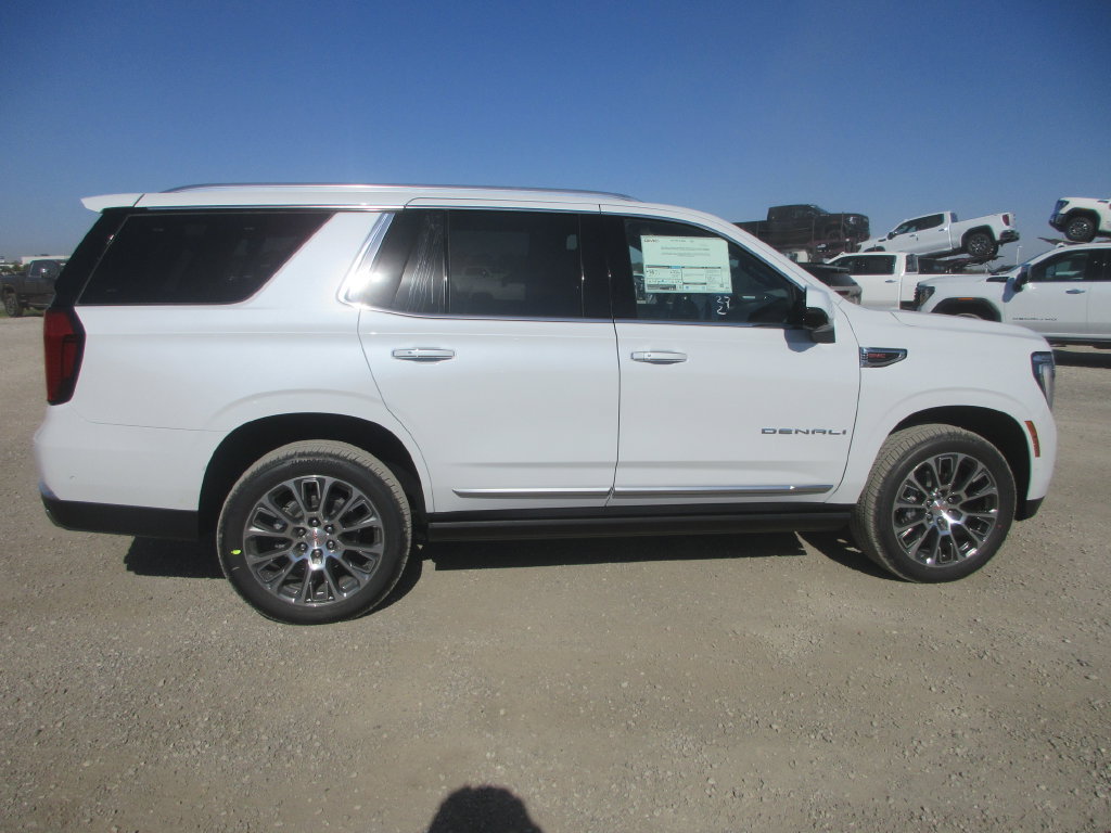 New 2027 GMC Yukon Denali w/ Sun & Power Step Package AWD/4WD image 3