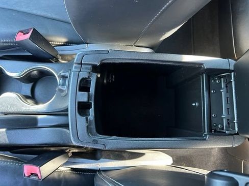 Used 2012 Chrysler 200 Limited FWD image 25