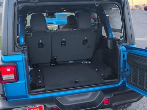 New 2026 Jeep Wrangler Willys AWD/4WD image 7