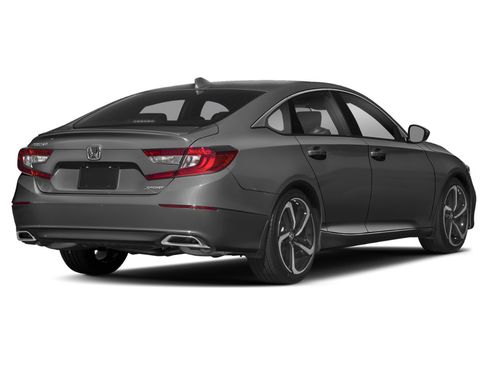 Used 2018 Honda Accord Sport image 2