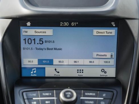 Used 2019 Ford Escape SE image 22