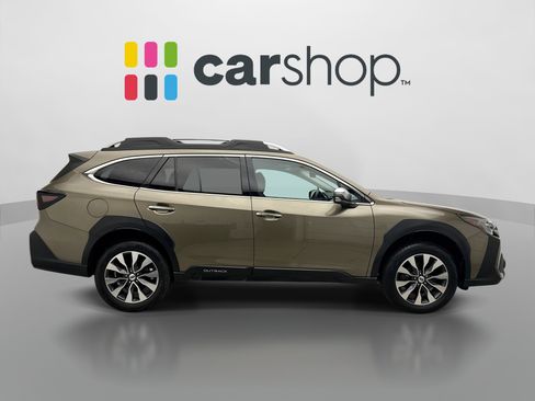 Used 2023 Subaru Outback Touring AWD/4WD image 6