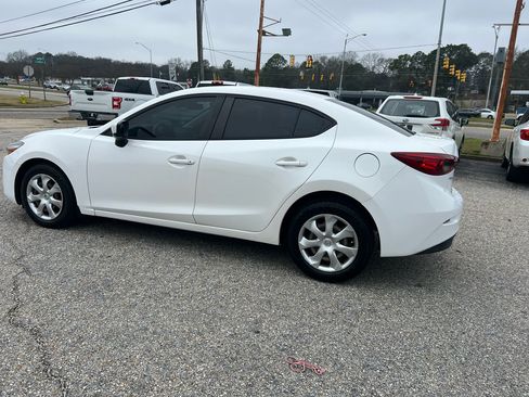 Used 2018 MAZDA MAZDA3 Sport image 14