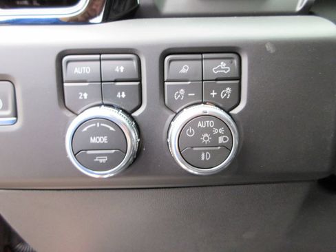 New 2026 GMC Sierra 1500 AT4X w/ LPO, Black Badging Package AWD/4WD image 19