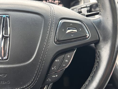 Used 2017 Lincoln MKZ Reserve w/ Technology Package image 20