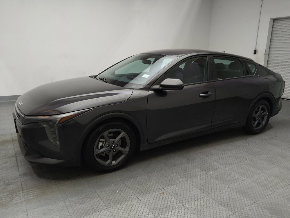 Used 2025 Kia K4 FWD image 2