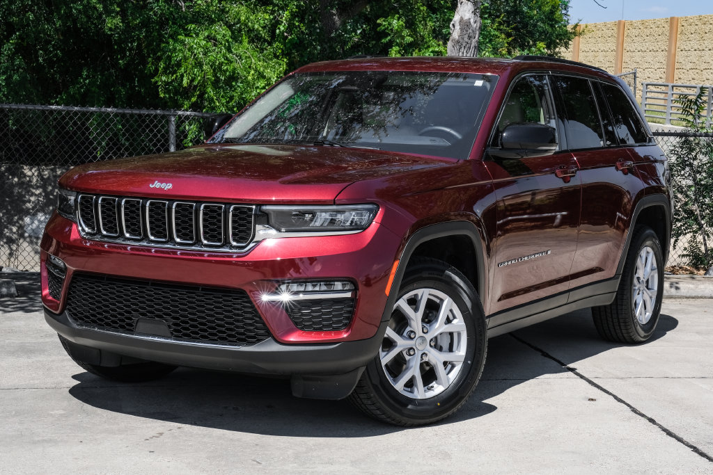 Used 2022 Jeep Grand Cherokee Limited RWD image 7