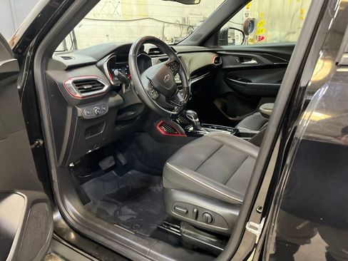Used 2022 Chevrolet TrailBlazer RS AWD/4WD image 11