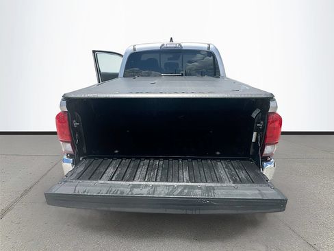 Used 2021 Toyota Tacoma SR5 RWD image 22
