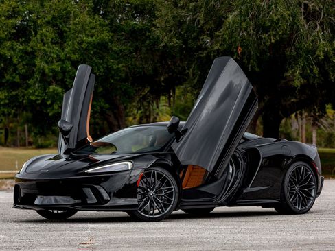 Used 2025 McLaren GTS image 21