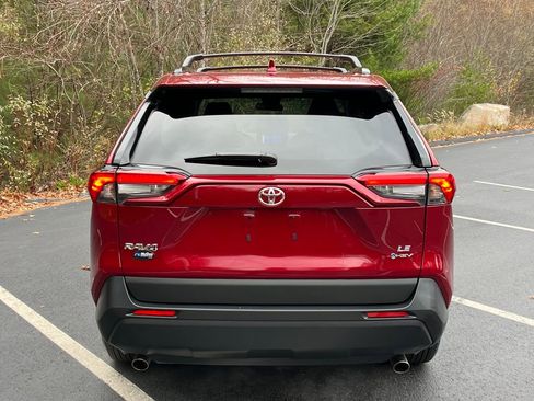 Used 2025 Toyota RAV4 LE image 4