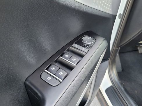 Certified 2025 Kia Soul LX w/ LX Technology Package image 27