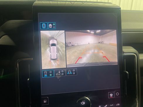 New 2026 GMC Yukon XL Denali w/ LPO, Floor Liner Package image 18