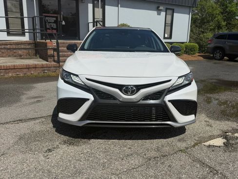 Used 2021 Toyota Camry XSE image 4