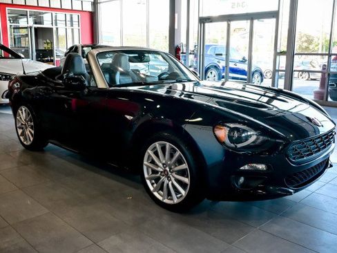 Used 2019 FIAT 124 Spider Lusso w/ Convenience Group image 6