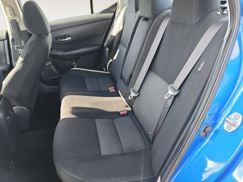 Used 2021 Nissan Sentra SV FWD image 14