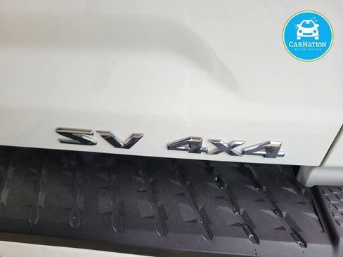 Used 2023 Nissan Titan SV AWD/4WD image 24