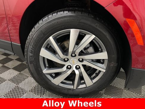 Used 2023 Chevrolet Equinox LT image 49