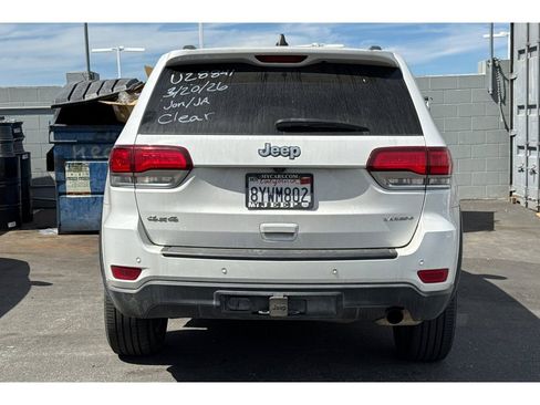 Used 2021 Jeep Grand Cherokee Laredo image 6