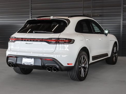 Used 2025 Porsche Macan Turbo AWD/4WD image 10