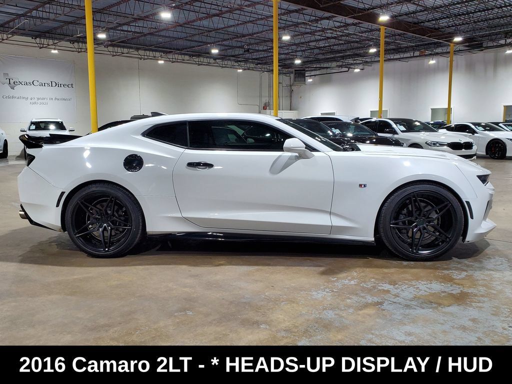 Used 2016 Chevrolet Camaro LT RWD image 5