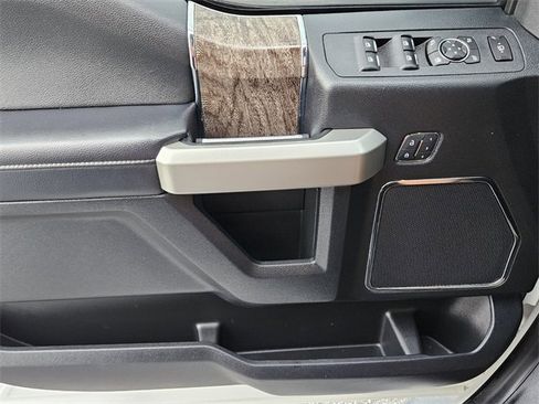 Used 2017 Ford F350 Lariat w/ Lariat Value Package image 30