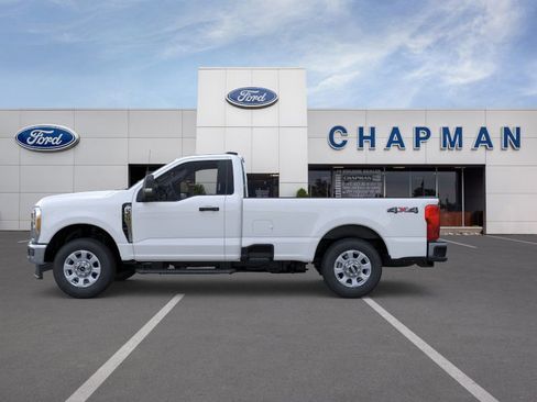 New 2025 Ford F350 XLT image 3