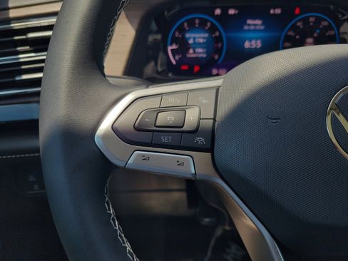 New 2026 Volkswagen Atlas SEL AWD/4WD image 28