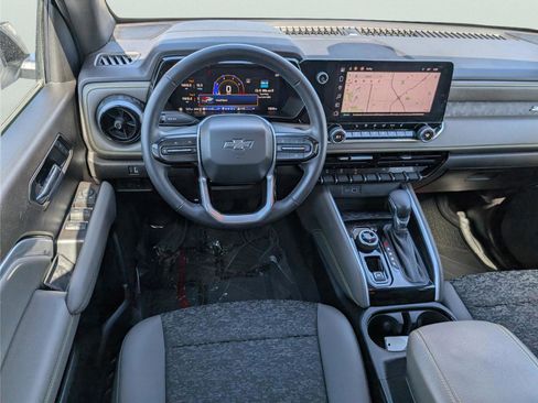 Used 2024 Chevrolet Colorado ZR2 w/ Technology Package image 29