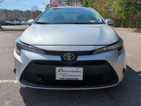 Used 2024 Toyota Corolla LE image 9