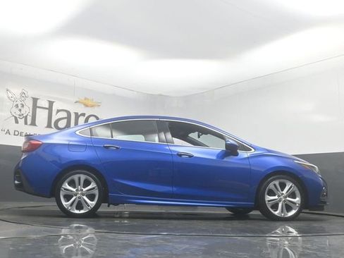 Used 2018 Chevrolet Cruze Premier FWD image 50