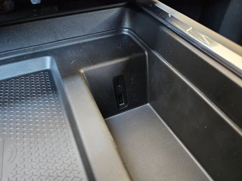 New 2026 GMC Acadia Elevation image 19