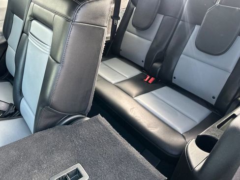 Certified 2023 Ford Explorer XLT w/ Equipment Group 202A image 17