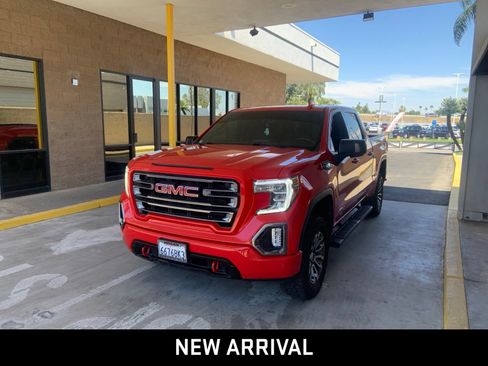 Certified 2021 GMC Sierra 1500 AT4 w/ AT4 Preferred Package AWD/4WD image 1