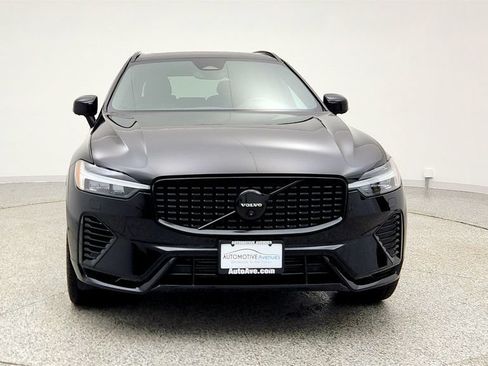 Used 2024 Volvo XC60 T8 Ultimate w/ Protection Package Premier AWD/4WD image 2