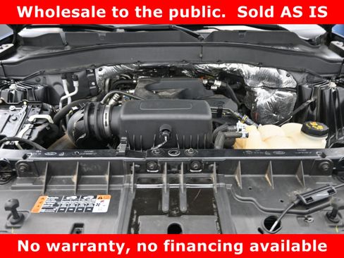 Used 2020 Ford Explorer XLT w/ Equipment Group 202A image 17