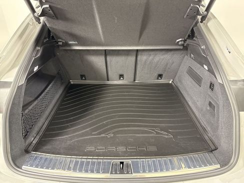 Certified 2025 Porsche Cayenne S image 20