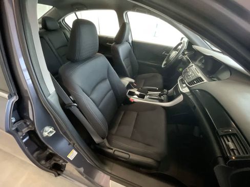 Used 2015 Honda Accord Sport image 23