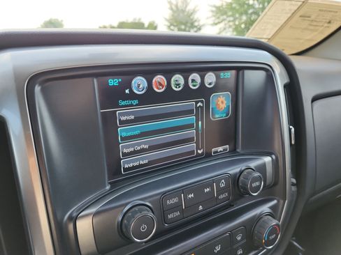 Used 2017 Chevrolet Silverado 1500 LT w/ Trailering Package AWD/4WD image 17