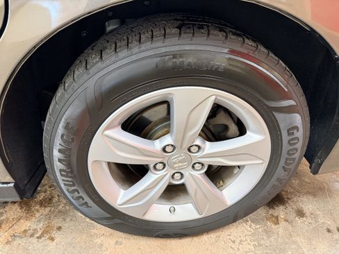 Used 2019 Honda Odyssey EX image 5