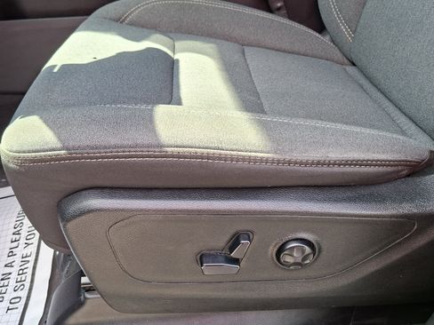 Used 2021 RAM 1500 Big Horn image 18