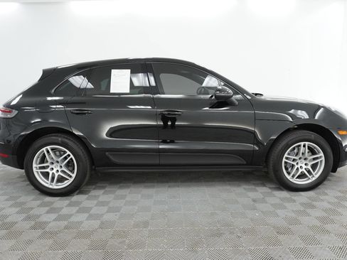 Used 2021 Porsche Macan image 8