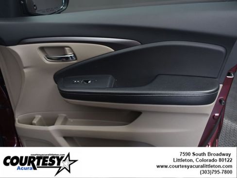 Used 2018 Honda Ridgeline RTL-T image 28