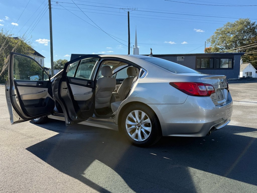 Used 2015 Subaru Legacy 2.5i Premium AWD/4WD image 11